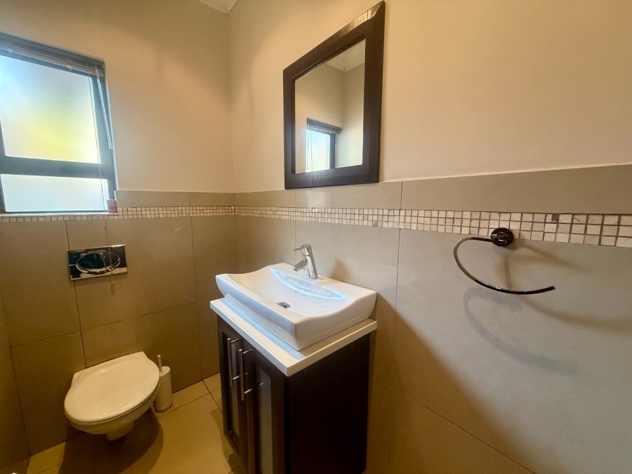 4 Bedroom Property for Sale in Pecanwood Estate North West